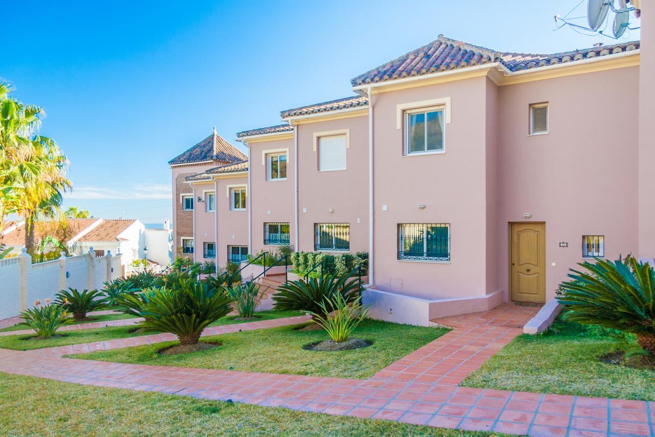 Cipreses House Nerja Villa Ngoại thất bức ảnh